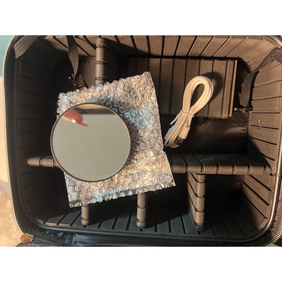 LED mirror cosmetic case - black NEW - Picture 7 of 11